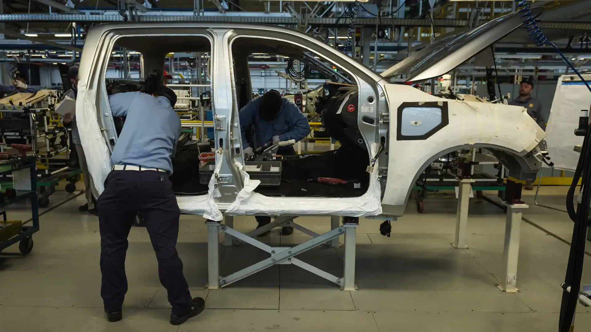 Como a Nissan está reduzindo custos com soluções criativas na produção