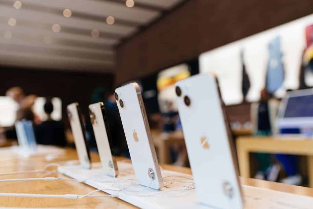 Por que o iPhone pode ficar mais caro apesar do acordo EUA-China?