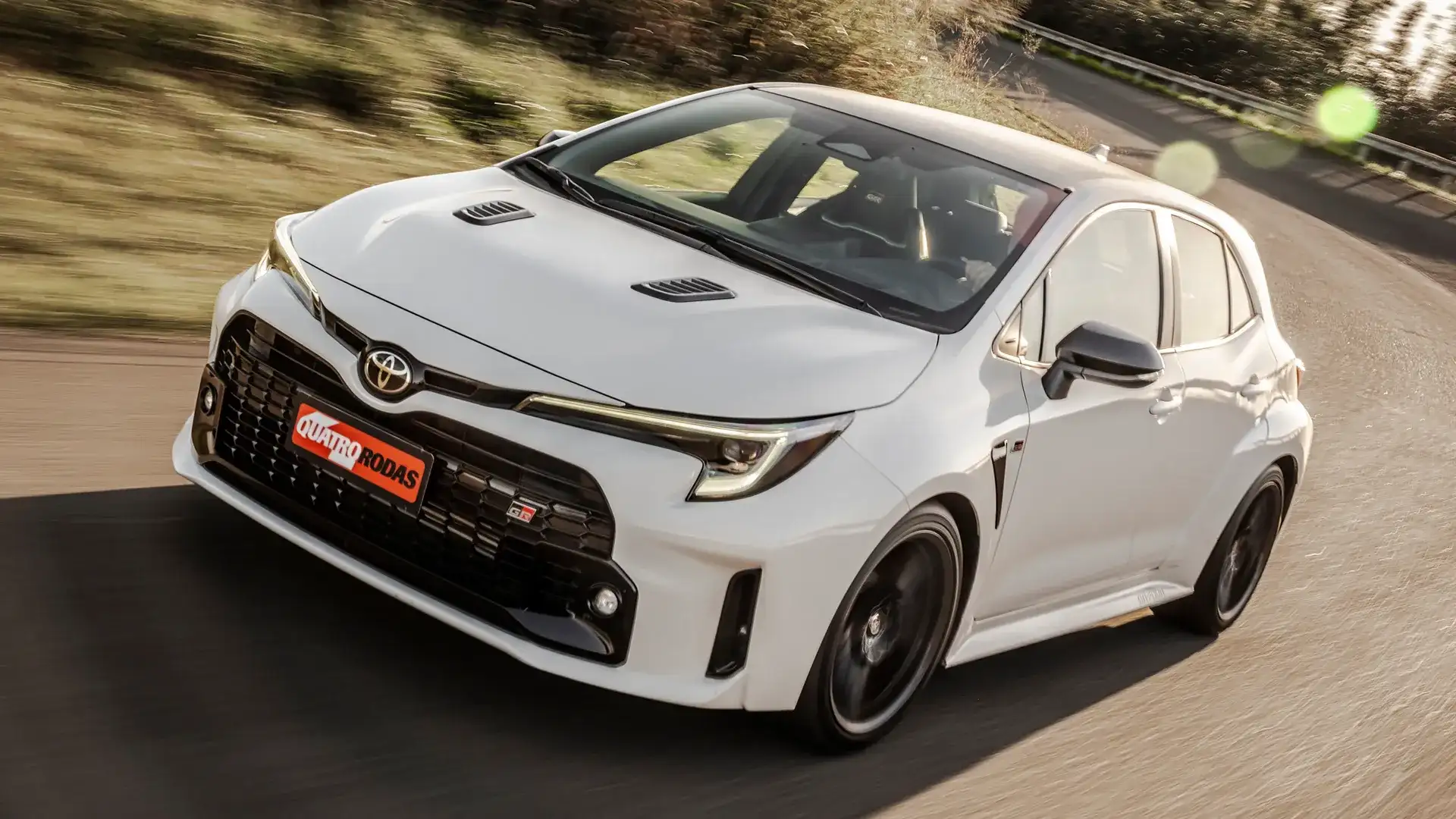 Toyota GR Corolla: como é dirigir um esportivo manual de 304 cv no dia a dia?
