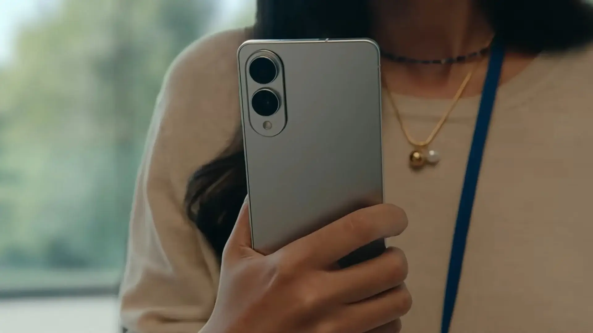 Samsung revela Galaxy S25 Edge: design ultrafino e câmera de 200 MP