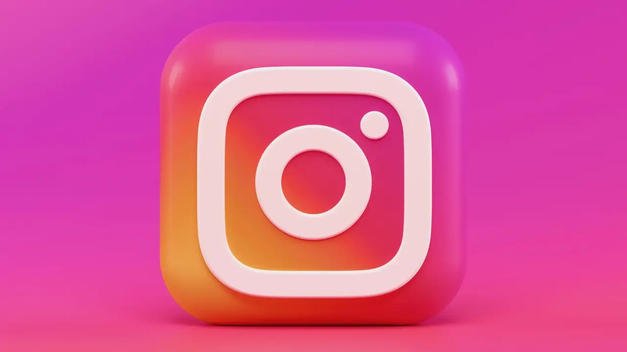 Instagram testa recurso para repostar conteúdo no feed