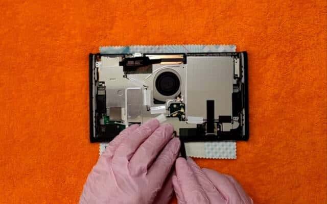 Nintendo Switch 2 já está sendo desmontado em vídeo antes do lançamento