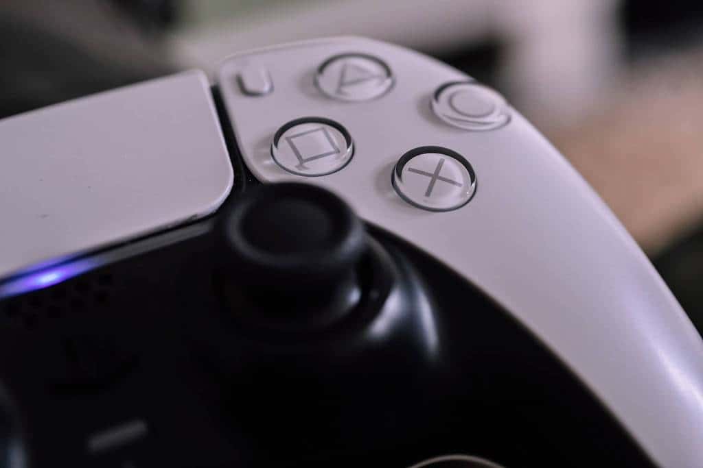 PS5 Digital com dois jogos em oferta especial no Mercado Livre