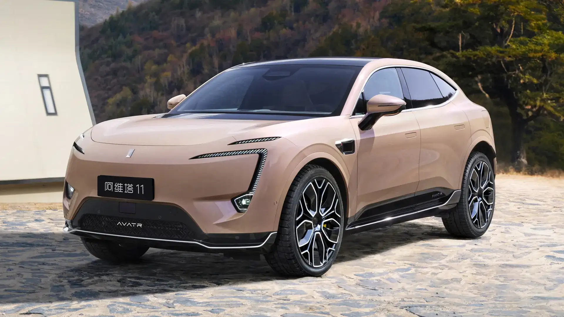 Como a Avatr está adaptando estratégias da Porsche para o mercado brasileiro