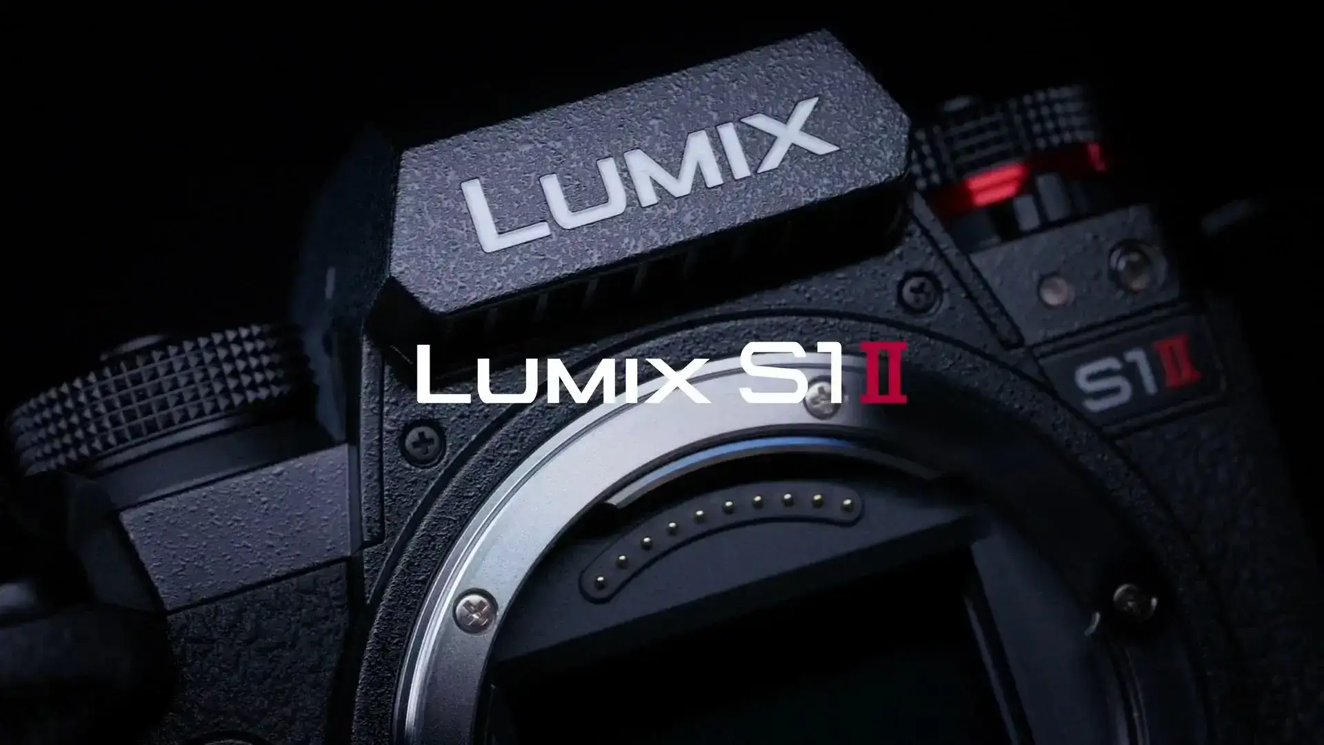 Panasonic anuncia novas câmeras full-frame e lente zoom 24-60 mm